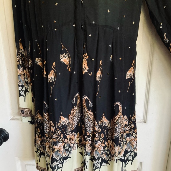 FREE PEOPLE..dress - Picture 5 of 10